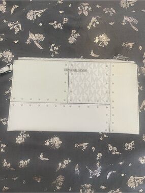 Michael Kors White Patchwork Logo Wristlet